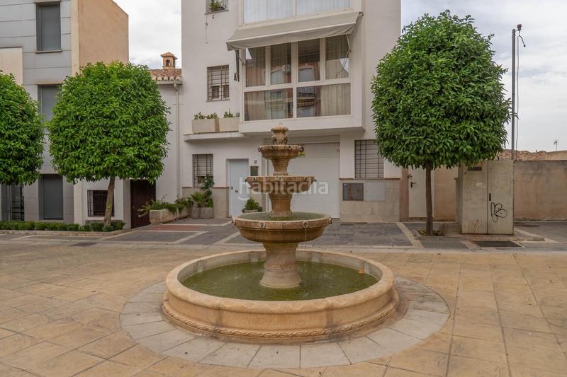 Foto b3fcd300-80df-4bd0-b3c6-4bfe36eeaef7. Casa adossada a Ogíjares