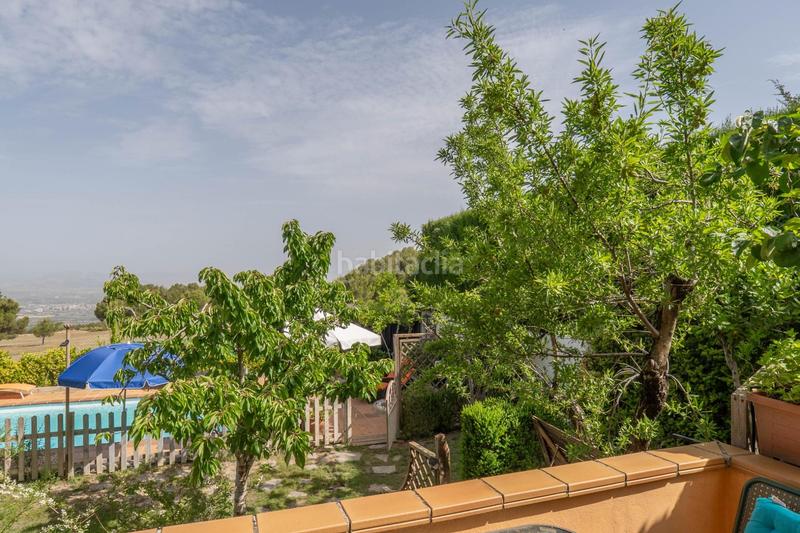 Foto d5bf748c-1c8d-4283-9127-8af854933b6a. Xalet amb calefacció aparcament piscina a Cumbres Verdes Zubia (La)