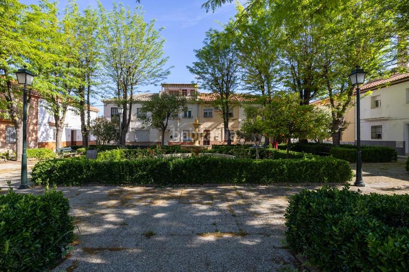 Foto 787d4510-aba1-4cc7-9793-7a1f4298c3e2. Maison jumelée dans Rosaleda - Juventud Granada