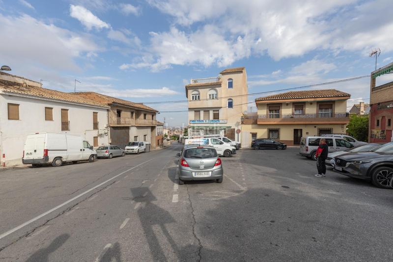 Foto 00f0481a-ce72-4d61-a776-781e5494e20d. House with heating in La Zubia Ciudad Zubia (La)