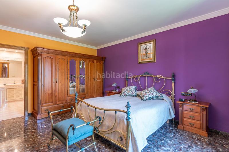 Foto 03abe4d7-f329-45a6-a32b-294f065d4e93. Casa adossada amb calefacció aparcament a Rosaleda - Juventud Granada