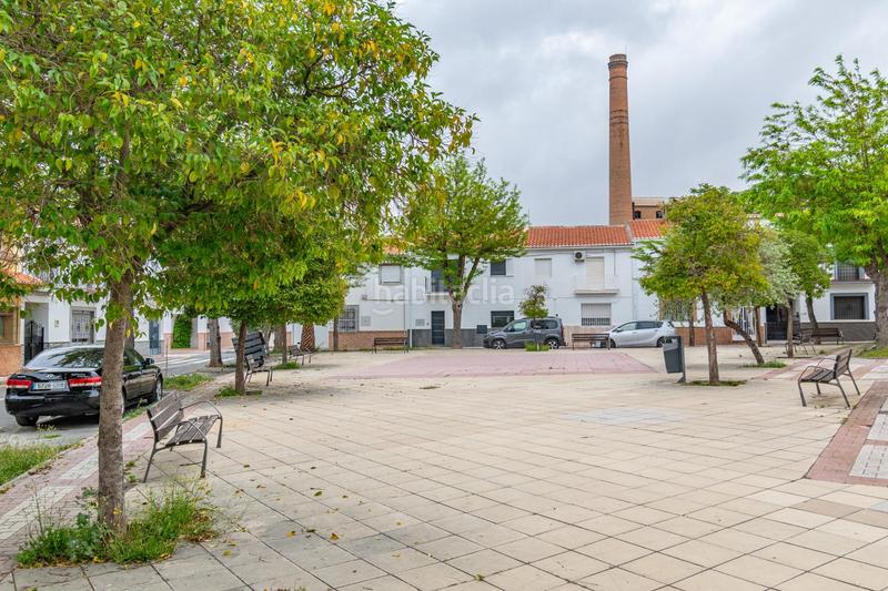 Foto 8ad4de50-96df-4b3a-8780-fdec2937103d. Casa adossada amb calefacció aparcament a Rosaleda - Juventud Granada