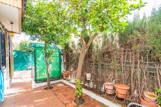 Casa adossada a Poniente