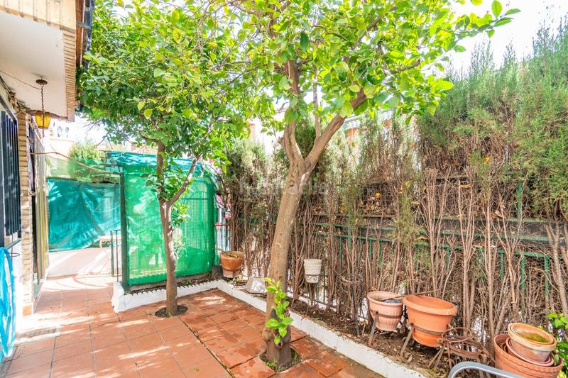 Foto 0f64b891-4655-46b7-9452-056aea96daf9. Casa adossada a Poniente Armilla