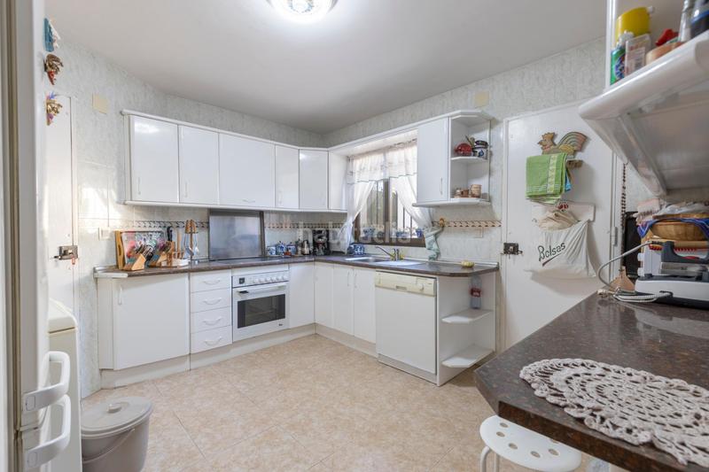 Foto f355d923-c627-4f2a-990b-15883af769ce. Chalet mit heizung parking pool in Albolote