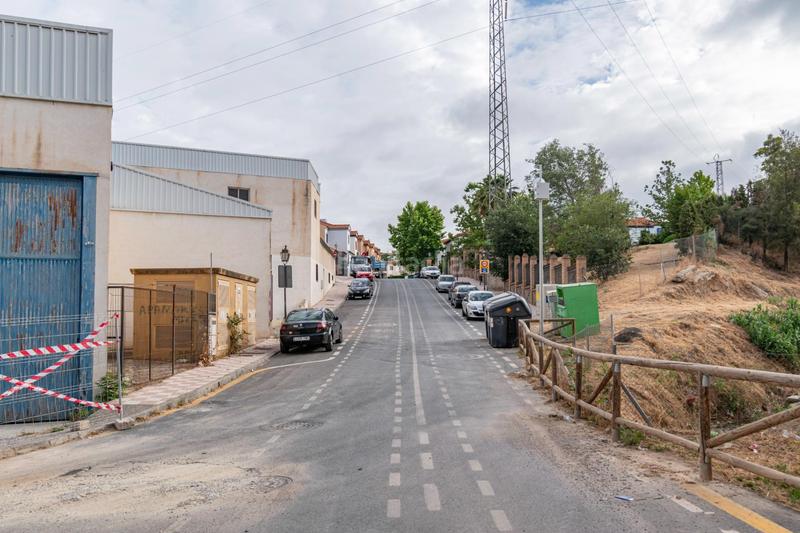 Foto 0c1586db-76c1-4a67-b6bd-5da365f46791. Fabrikhalle in Jun