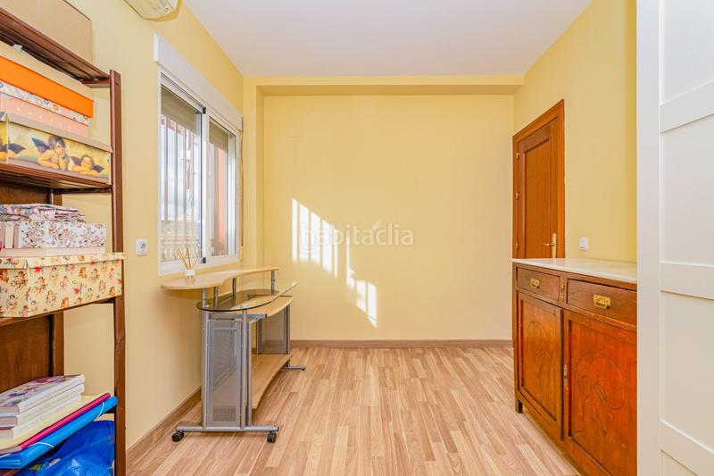 Foto bdebb012-e190-4334-8303-4080b0f8bb88. Casa adossada amb aparcament a Güevéjar