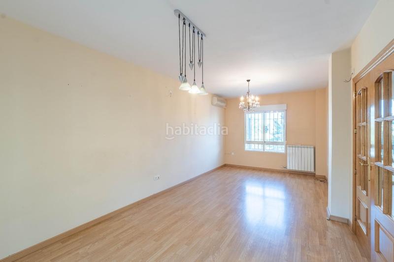 Foto 946c75e2-2903-4e82-a42a-2a722dcb7620. Maison jumelée avec chauffage parking dans Cúllar Vega