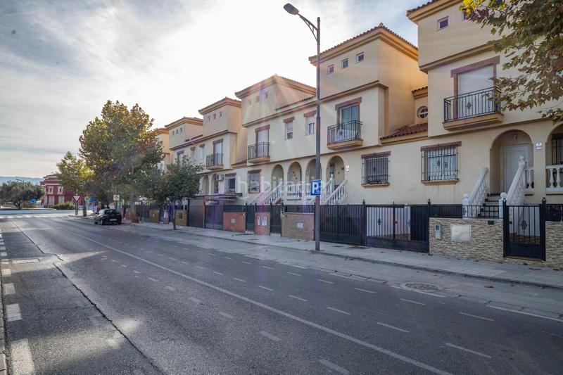 Foto a9ccba1f-a3d0-4d3c-8c74-a7e7a11efd94. Maison jumelée avec chauffage parking dans Cúllar Vega