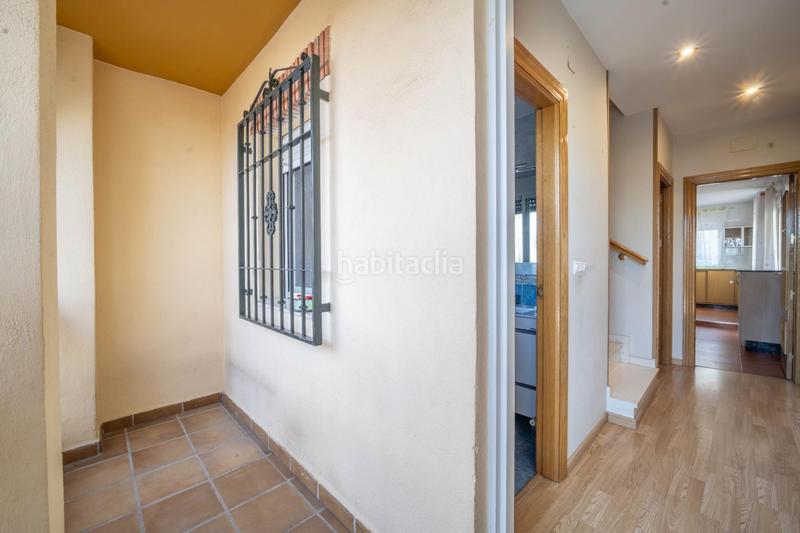 Foto d5165aba-8fc6-487d-bf02-835315e939fb. Maison jumelée avec chauffage parking dans Cúllar Vega