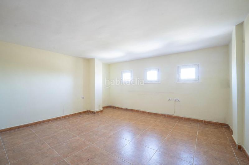 Foto f91602ea-a4ff-4544-9d7e-0e64663ad999. Maison jumelée avec chauffage parking dans Cúllar Vega