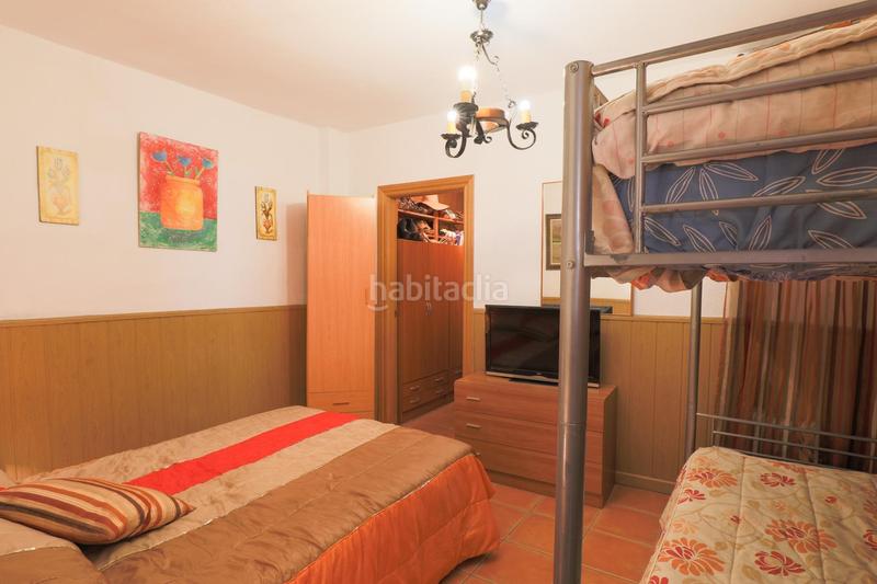 Foto e43e6b5c-81e7-4975-96e5-70d69a4a0f55. Casa magnífica casa en Barrio de la Vega Monachil