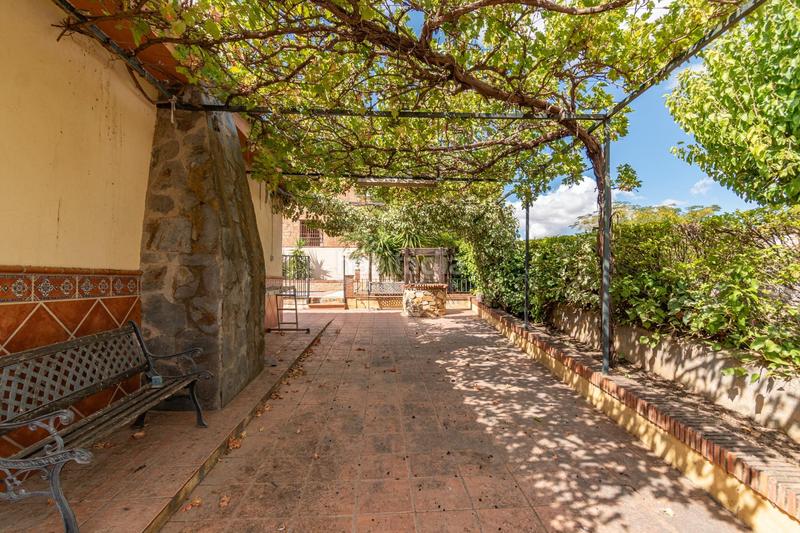 Foto 1f6c735f-ab1c-4d58-ba30-c2fea883737d. Chalet avec chauffage parking piscine dans Villa de Otura