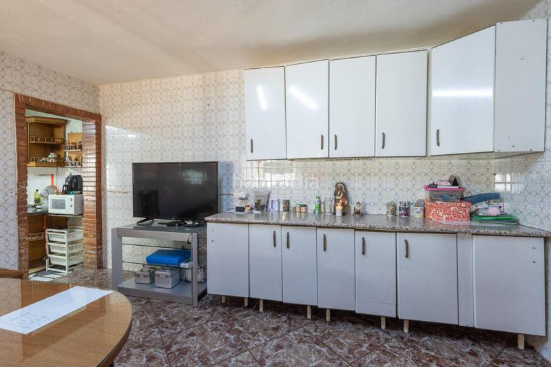 Foto ea1c7c0e-7a17-4ad7-a4e0-a7db4fb3f12b. Casa in Avda. De los Ogíjares Armilla