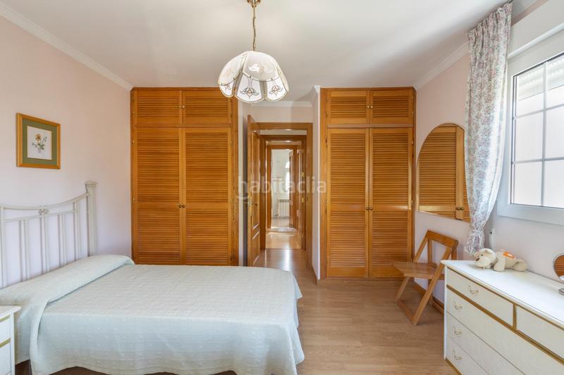 Foto af188839-ae0a-44d7-a660-037512925115. Chalet in calle calle del lirio in Gójar