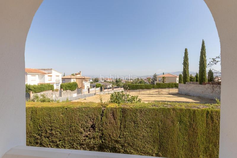 Foto e37057c1-f2d4-44ce-a956-698906885ee0. Chalet in calle calle del lirio in Gójar