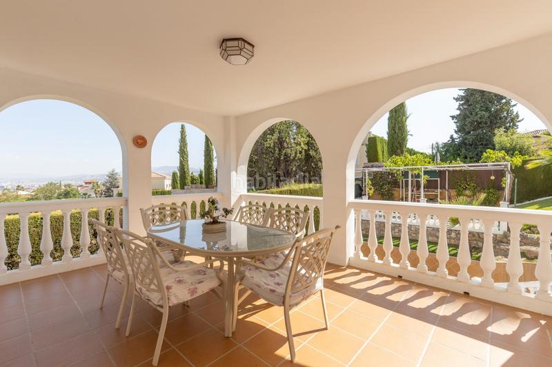 Foto e6135180-42ec-4138-8934-7088383baeb8. Chalet in calle calle del lirio in Gójar