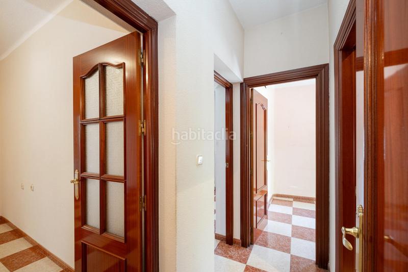 Foto ab47986e-9a5f-4a72-b786-b3929ce3fbd0. Casa adosada en Rosaleda - Juventud Granada