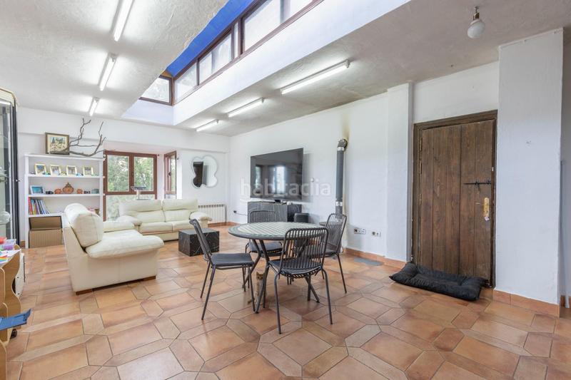 Foto f59ad0e0-5274-49b1-9f72-3bc151835d72. House with heating parking pool in Alfacar