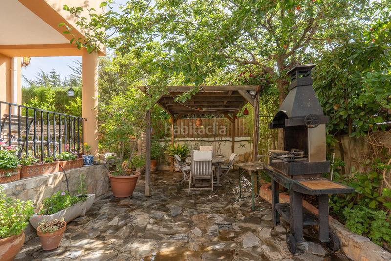 Foto d77d6387-add0-4258-a060-9b21d4467fc6. Chalet with heating parking pool in Cumbres Verdes Zubia (La)