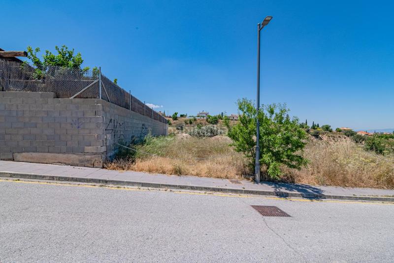 Foto 08953d03-7746-4ed0-a3f9-61248a9a46ba. Terreno residencial terreno en la zubia en Altos de la Zubia Zubia (La)