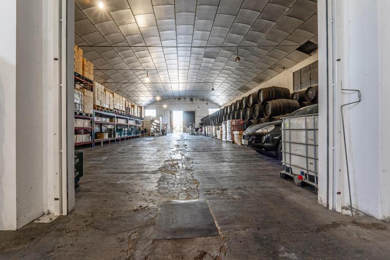 Foto 551e5ef5-44ca-4887-8048-09101cdfaa97. Locale commerciale in Urbanizaciones Alhendín