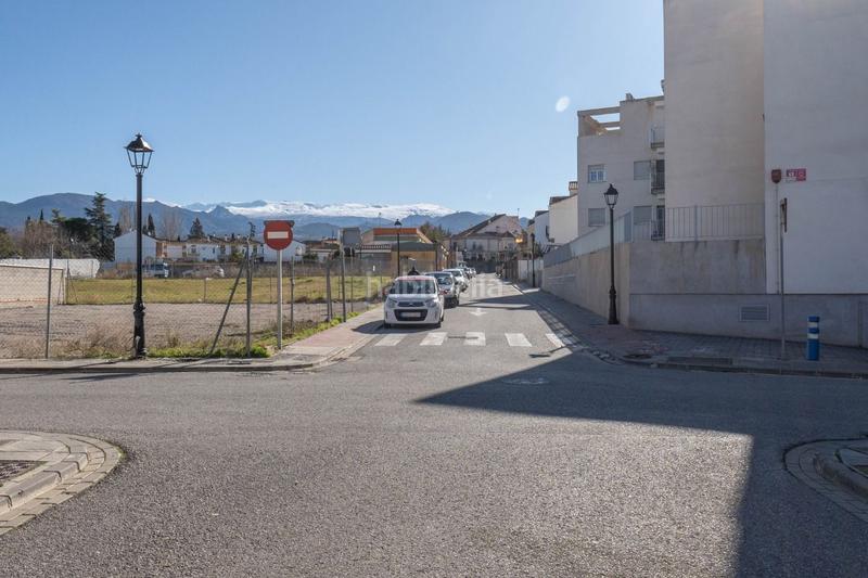 Foto ad8742c7-a0d2-49ee-9b1d-e4602de1ce04. Terreny residencial a Ogíjares