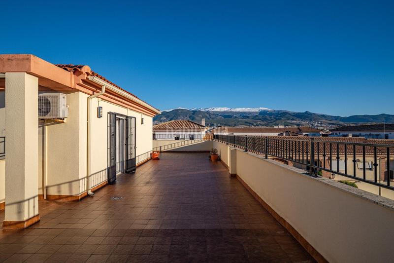 Foto 053d27f7-92bf-4d7f-92fe-0515e01389d8. Attique avec parking dans San Antón Armilla