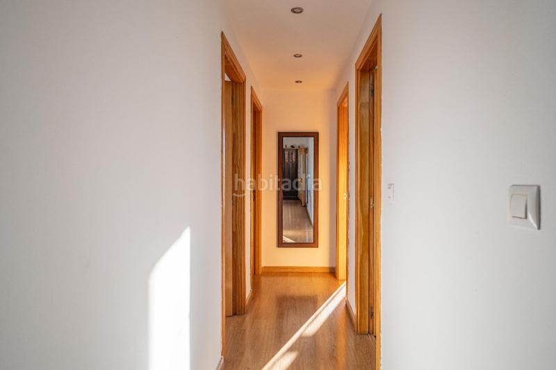 Foto a833075d-f1b4-4102-95d7-d49aed57a8a7. Attique avec parking dans San Antón Armilla