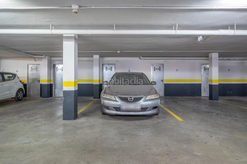 Foto fa07dfdf-b208-48e2-a70e-b64d4fc7fac3. Attique avec parking dans San Antón Armilla