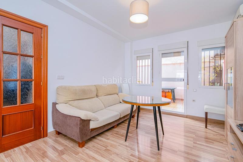 Foto bdcee14c-fd04-4b67-ae10-4c6fbb9dae96. Semi detached house with parking in Güevéjar