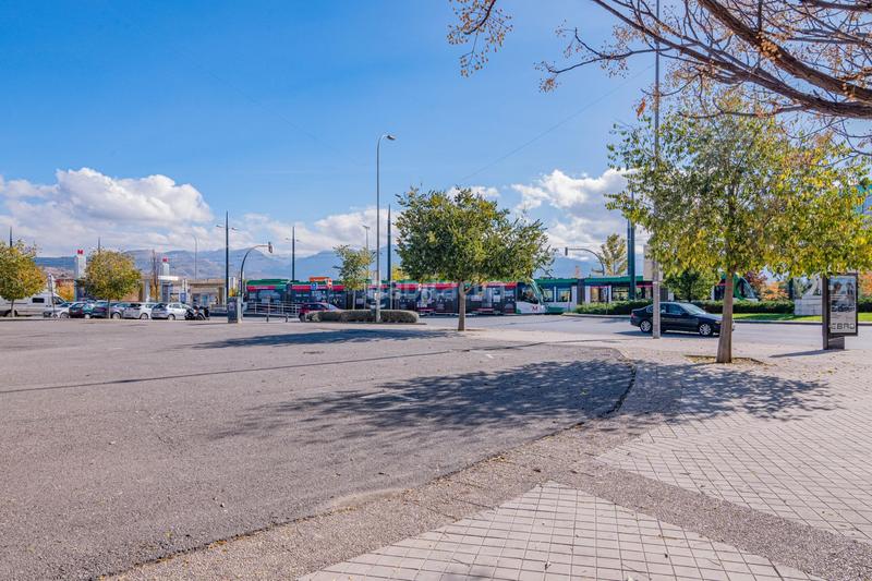 Foto eb082070-31c3-417b-9e2d-3224187973e5. Appartamento con parcheggio in Barrio de Zaidín Granada