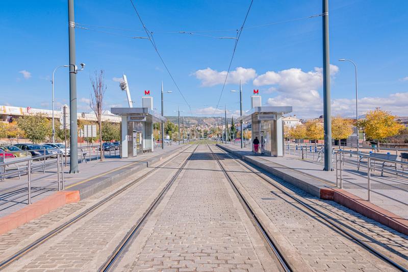 Foto fdd12b9a-bb43-4319-880d-93614c738076. Appartamento con parcheggio in Barrio de Zaidín Granada