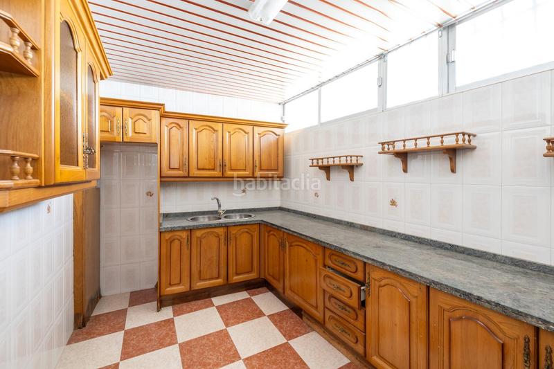 Foto 426b77b6-6c8c-4b67-8d6a-4ea1f166d49e. Casa a schiera in Rosaleda - Juventud Granada