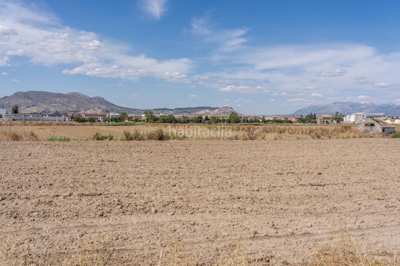 Foto e3508e62-d017-4e0b-b71e-95ef1936d974. Terreno residencial ganga!!! excelente parcela granada. 76.000 801 m2. en Santa Fe
