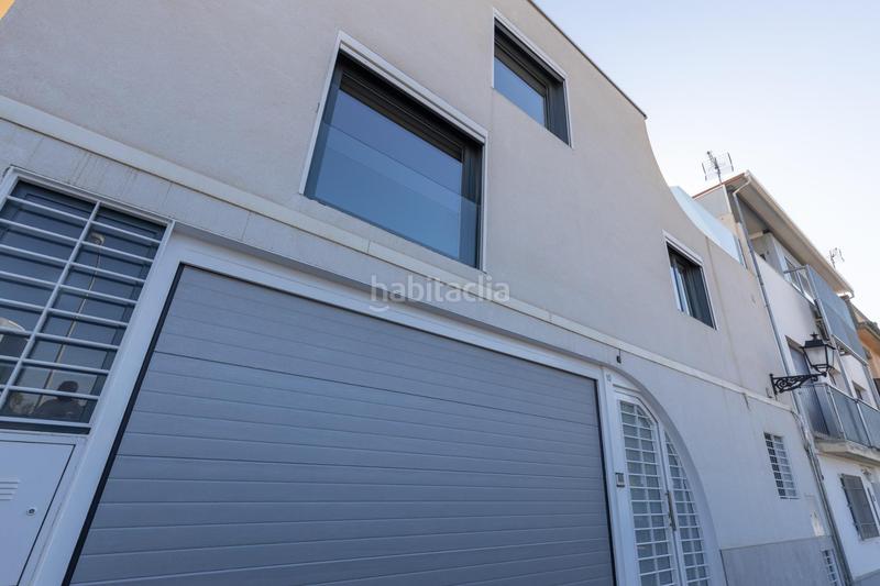 Foto 1827529f-ab32-4713-9c0d-88a4483d42bc. Casa  unifamiliar del año 2019 en Bola de Oro en Granada