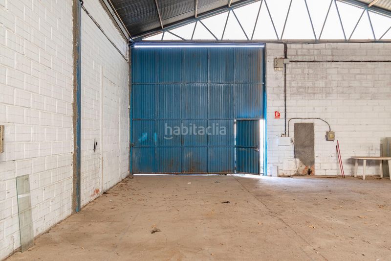 Foto 2491ff23-153b-4cb5-859c-2191fc6c7f89. Nau industrial a Jun