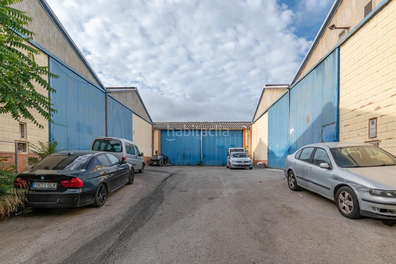 Foto 640a9f49-527d-4358-8dbd-a23a6e67e044. Nau industrial a Jun