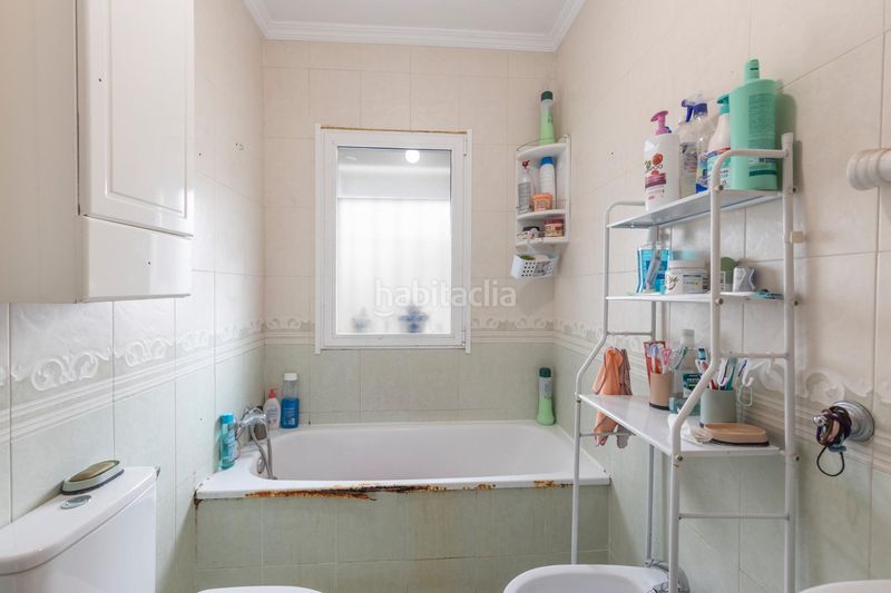 Foto 1c1a47eb-bdb1-4764-8498-8846c1e5a072. Casa aparellada amb aparcament a Atarfe