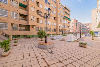 Piso en Angustias - Chana - Encina