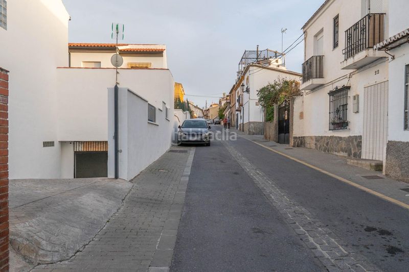 Foto 0de1befb-4a96-40b8-8389-3eec5d280dff. Casa amb aparcament a Gójar