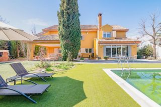 Chalet à Gójar. Chalet independiente en urb buenavista