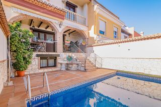 Semi detached house in La Zubia Ciudad. Adosada de ensueño en la zubia