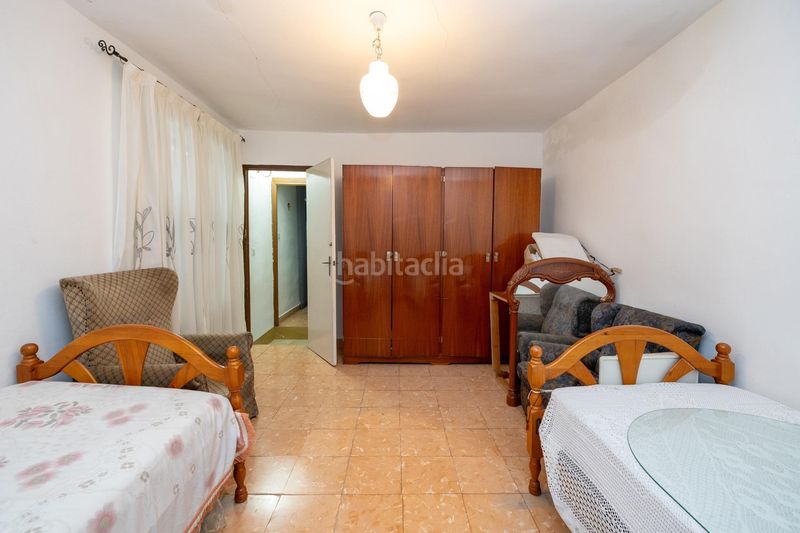 Foto 47720de9-daa5-4c43-a822-0beb5f9a33d9. Casa amb aparcament a Atarfe