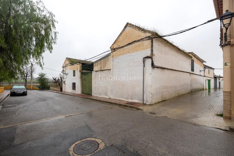 Foto 7f5c39c0-b024-42c2-a563-2d8274905265. Casa amb aparcament a Atarfe