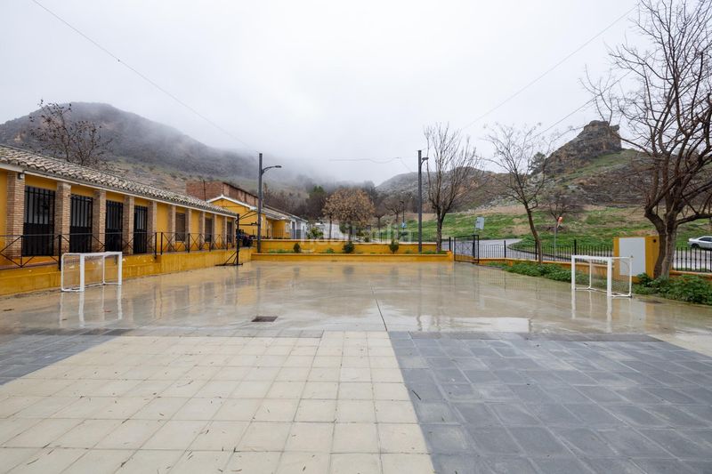 Foto 88e5fb5c-b19e-47c0-b835-b22e946faecc. Casa amb aparcament a Atarfe