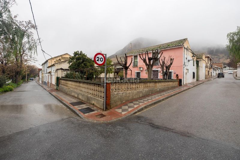 Foto 9486b84c-0e98-4318-9ba3-d80a68f068a3. Casa amb aparcament a Atarfe