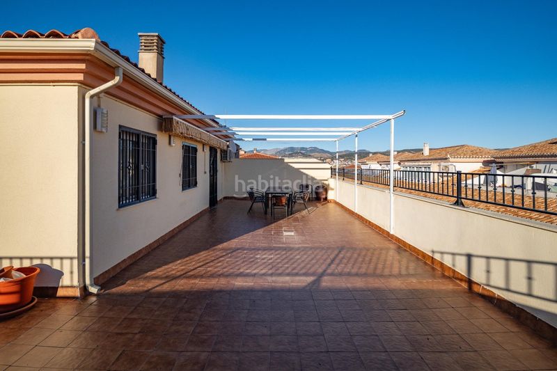 Foto fa9a4fc1-4572-48ab-8541-b687a162002d. Ático  con amplia terraza y vistas a sierra nevada en Armilla