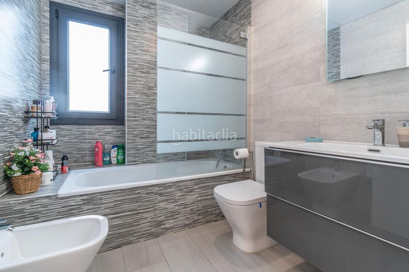 Foto 3acdb3bb-7037-4ca1-b124-802be36ddaef. Pis amb aparcament piscina a San Miguel Armilla