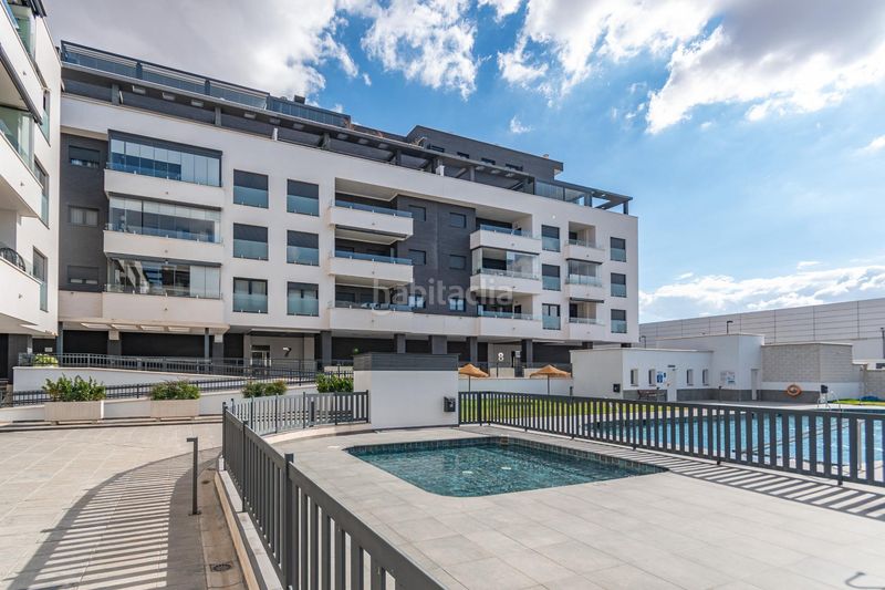 Foto 4c6d02a1-bf46-4b36-bef7-d766374fef6c. Pis amb aparcament piscina a San Miguel Armilla